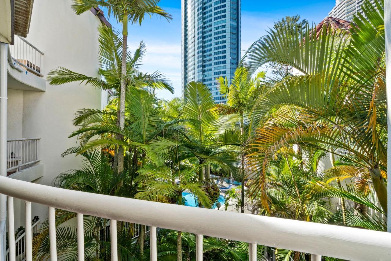 Coco Bella Retreat In Central Surfers - Sleeps 6-8 Gold Coast Exterior foto