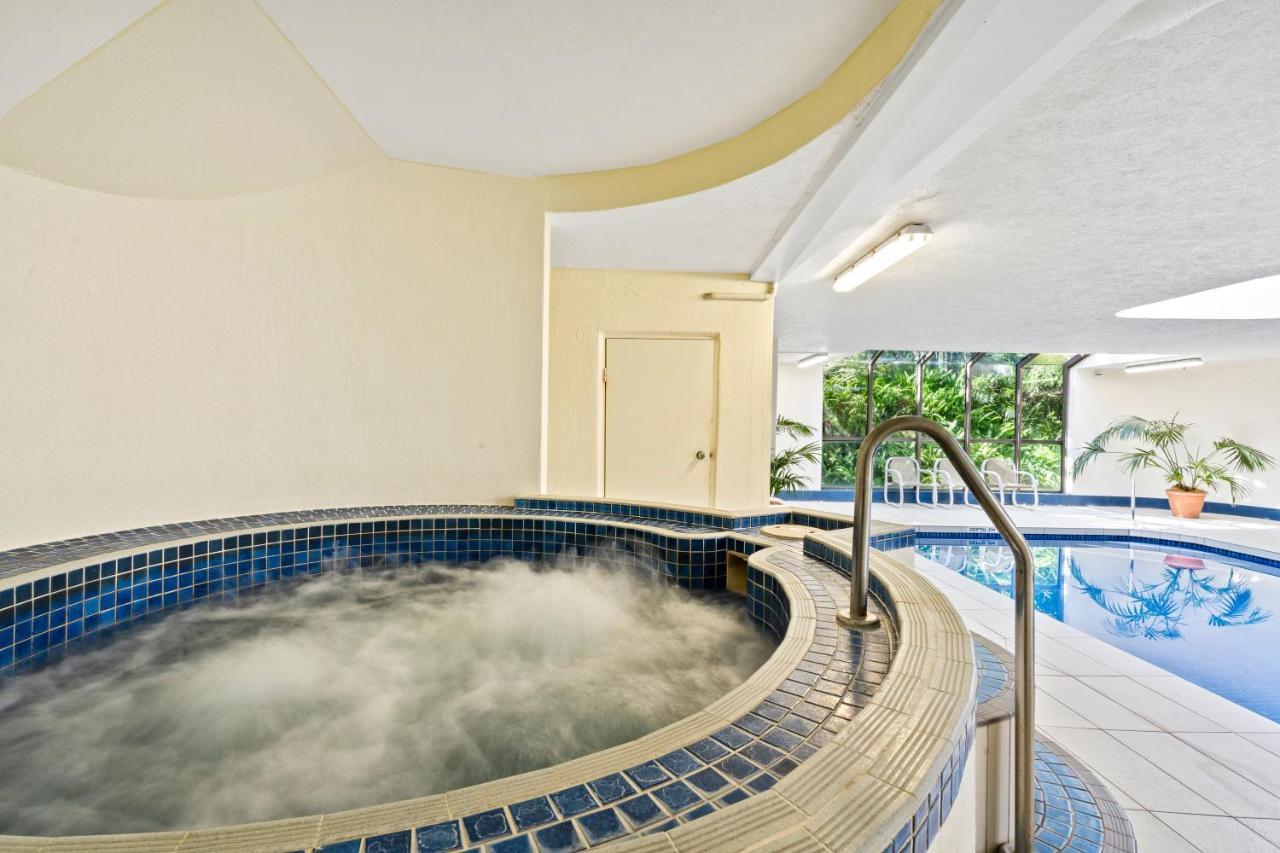 Coco Bella Retreat In Central Surfers - Sleeps 6-8 Gold Coast Exterior foto