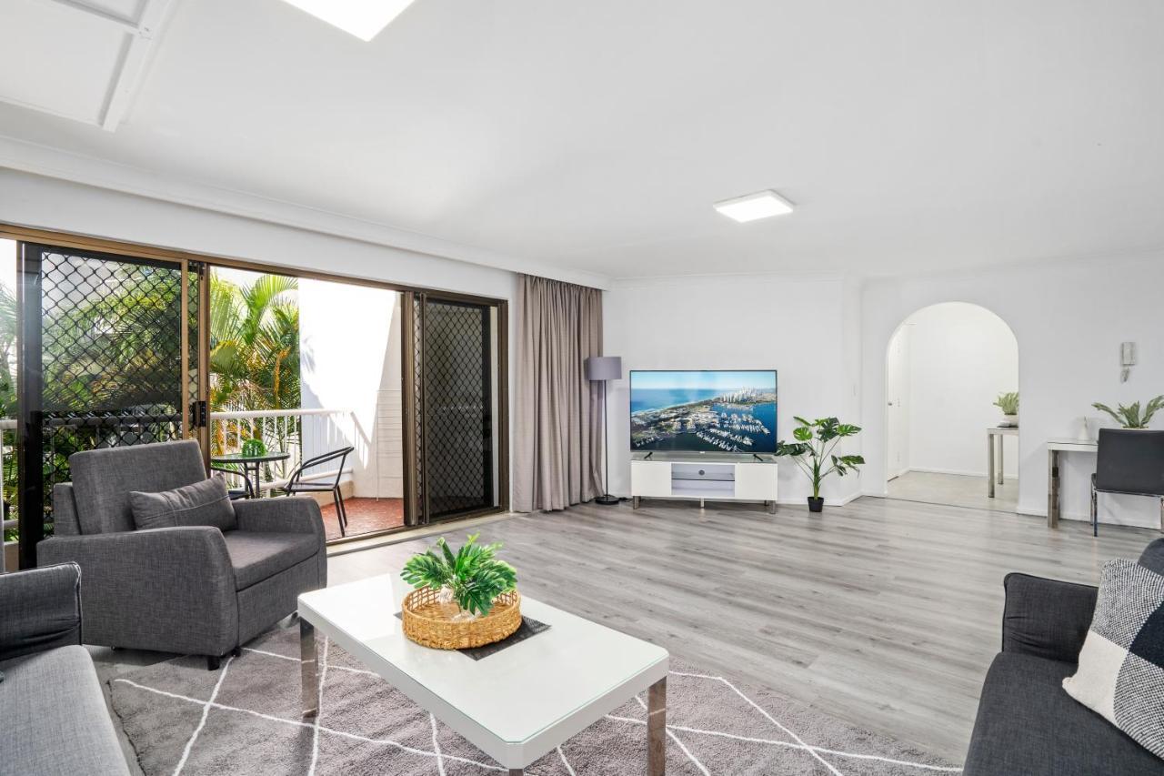 Coco Bella Retreat In Central Surfers - Sleeps 6-8 Gold Coast Exterior foto